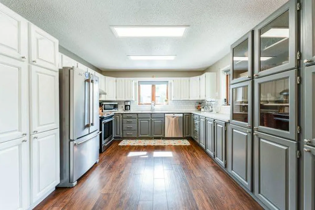 463 3 Avenue Drumheller AB T0J 2E0