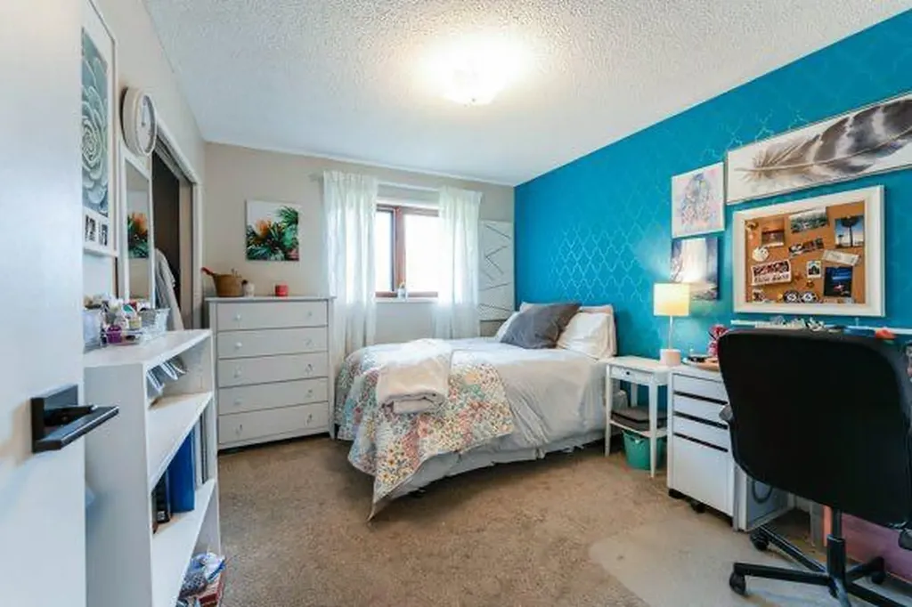 463 3 Avenue Drumheller AB T0J 2E0