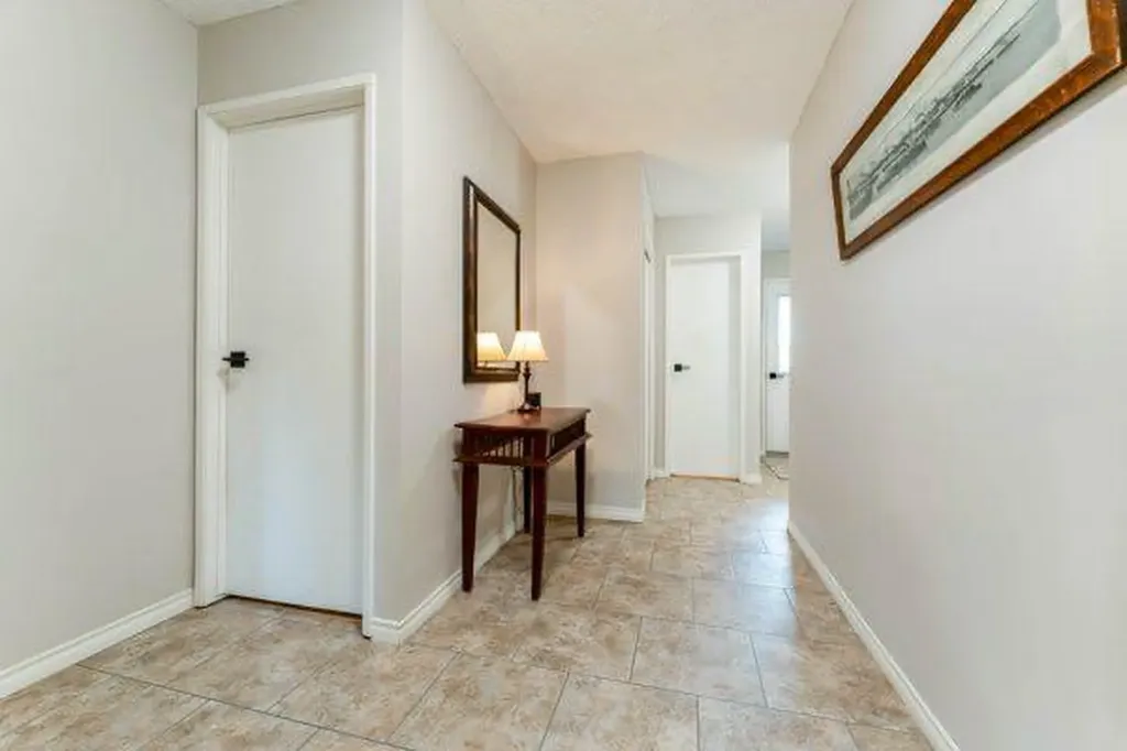 463 3 Avenue Drumheller AB T0J 2E0