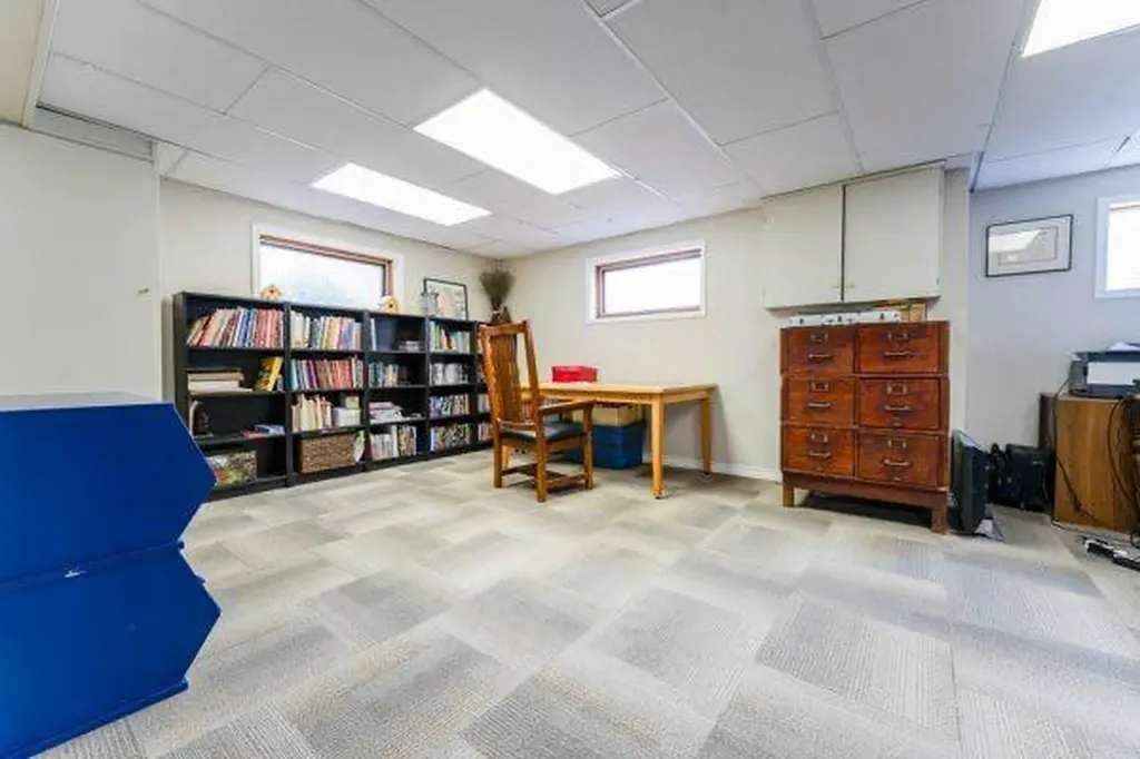 463 3 Avenue Drumheller AB T0J 2E0