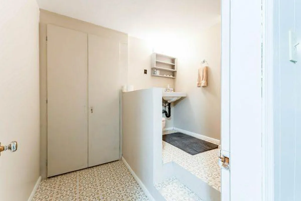 463 3 Avenue Drumheller AB T0J 2E0
