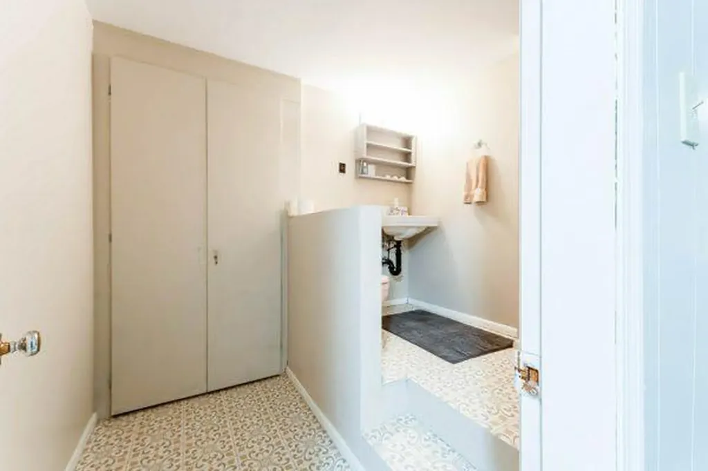 463 3 Avenue Drumheller AB T0J 2E0