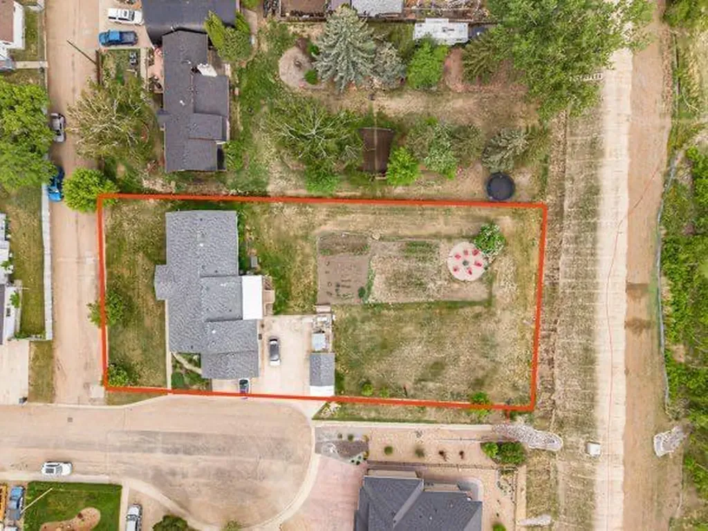 463 3 Avenue Drumheller AB T0J 2E0