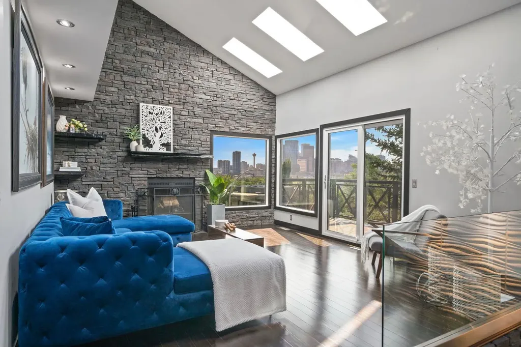 618 10 Street NE Calgary AB T2E 4M9