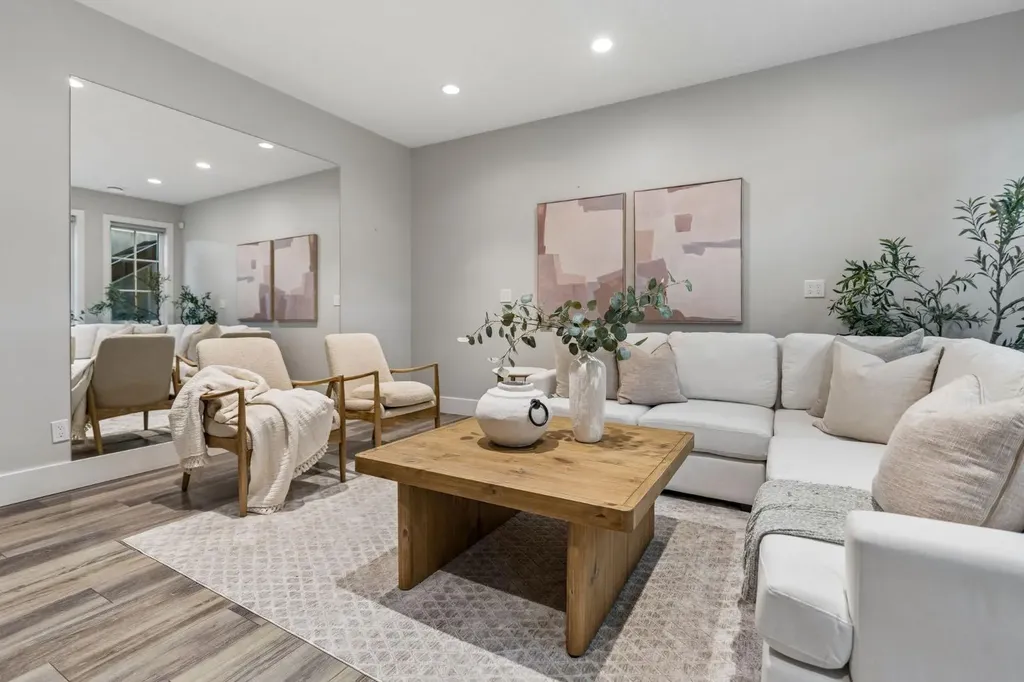 512 Memorial Drive NW Calgary AB T2N 3C4