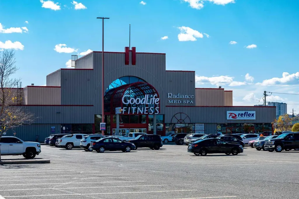 103 Cantrell Place SW Calgary AB T2W1X2