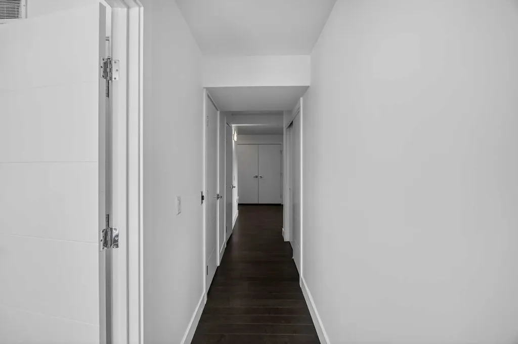 1001 14 Avenue SW Calgary AB T2R 1L2