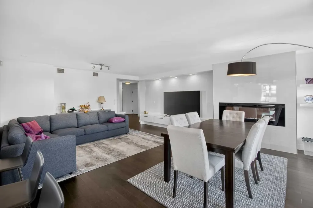 1001 14 Avenue SW Calgary AB T2R 1L2