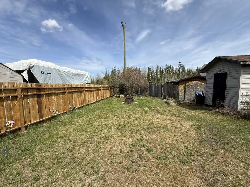192 Grandview Crescent Fort Mcmurray AB T9H4X8
