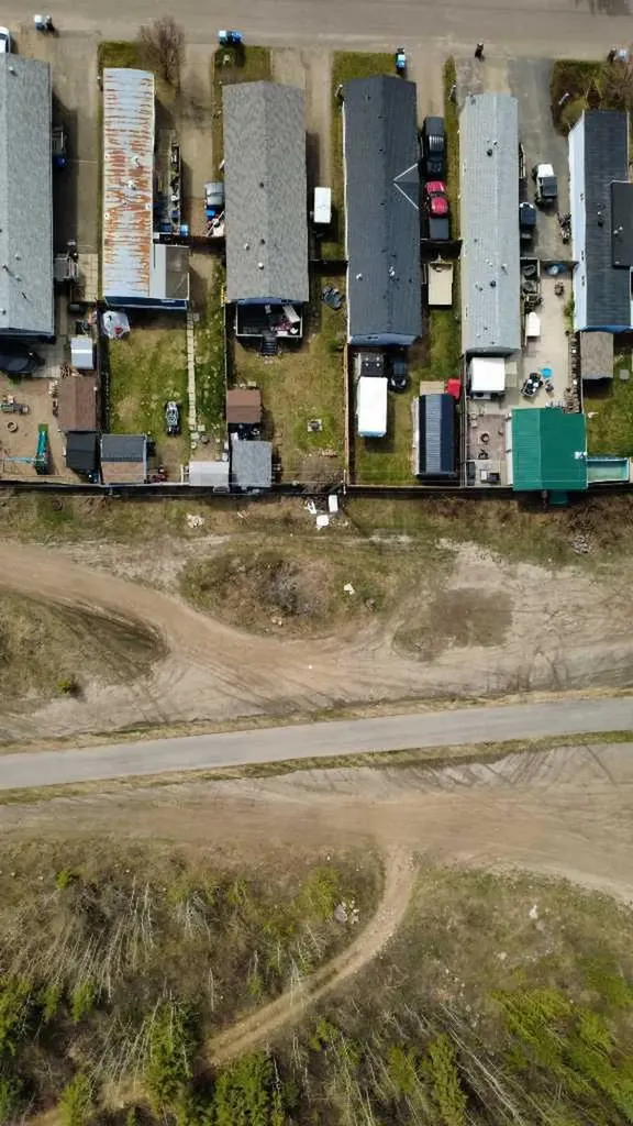 192 Grandview Crescent Fort Mcmurray AB T9H4X8
