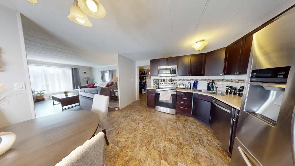 192 Grandview Crescent Fort Mcmurray AB T9H4X8