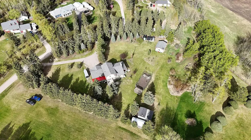 33021 Range Road 44 Rural Mountain View County AB T0M 1X0