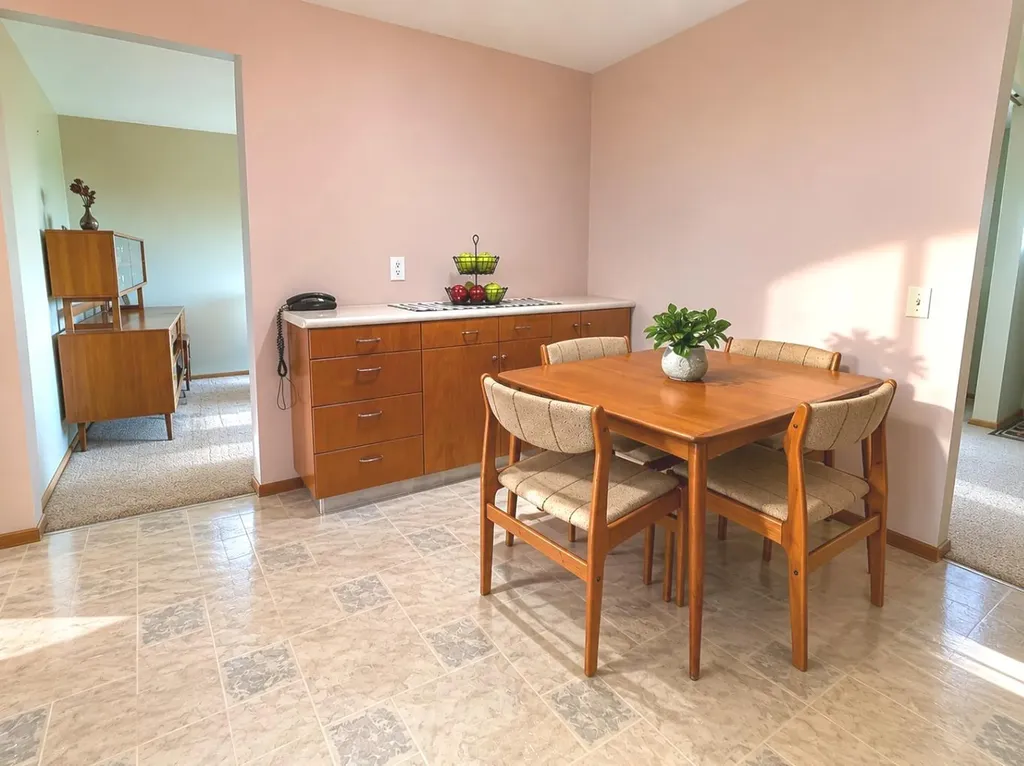 450151 118 Street E Rural Foothills County AB T1V 1N3