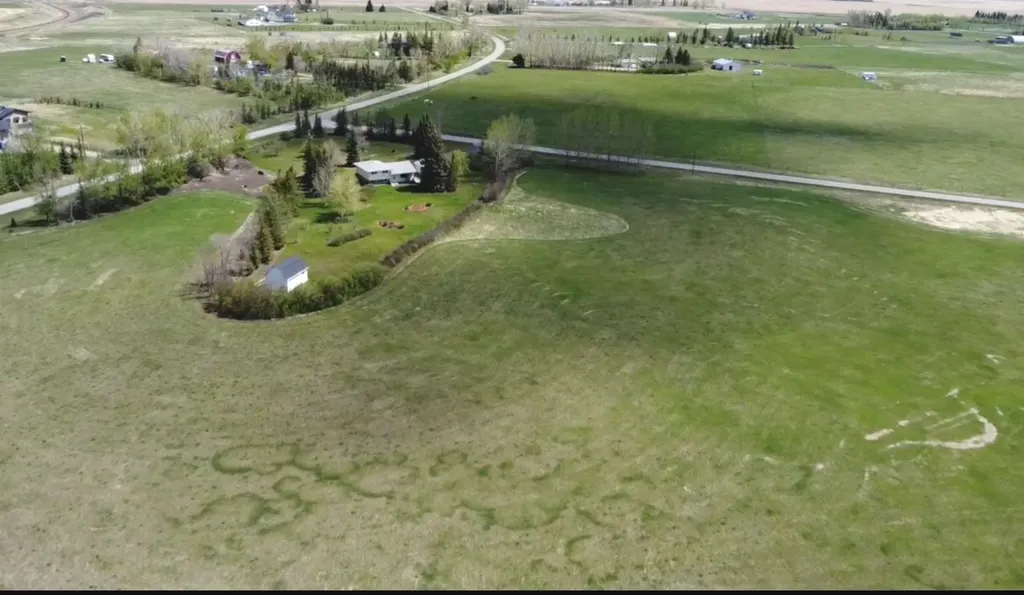 450151 118 Street E Rural Foothills County AB T1V 1N3