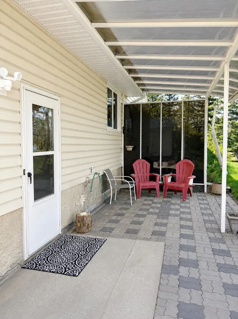 450151 118 Street E Rural Foothills County AB T1V 1N3