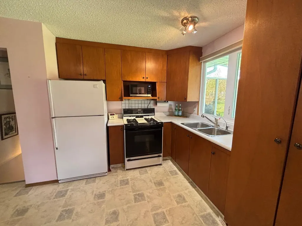 450151 118 Street E Rural Foothills County AB T1V 1N3