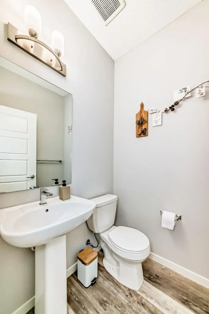508 Harvest Grove Walk NE Calgary AB T3K 2P3
