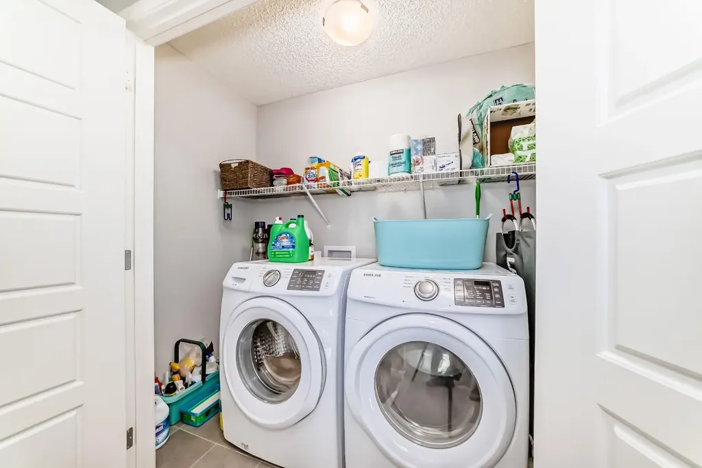 508 Harvest Grove Walk NE Calgary AB T3K 2P3