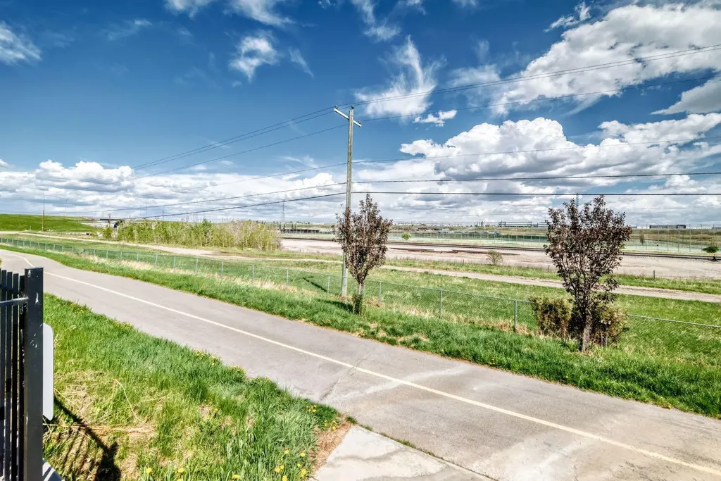 508 Harvest Grove Walk NE Calgary AB T3K 2P3