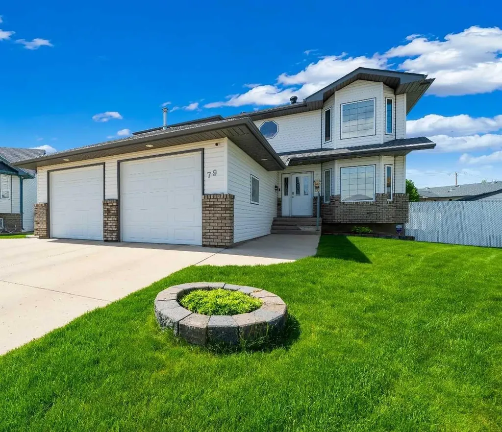 79 Henderson Court NE Medicine Hat AB T1C1Y9