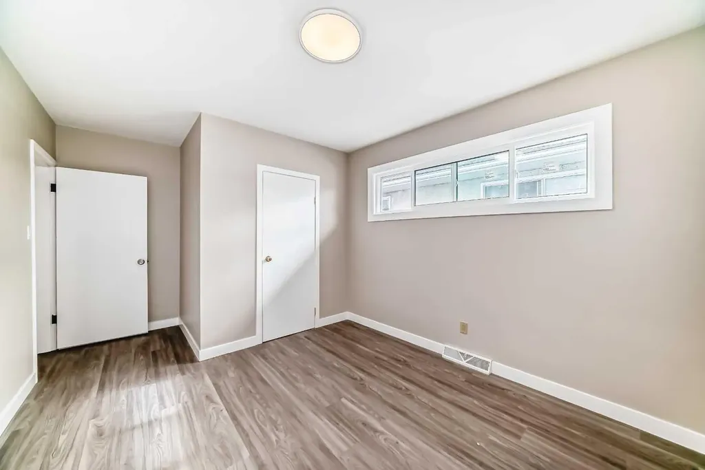 2311 Westmount Road NW Calgary AB T2N 3N7