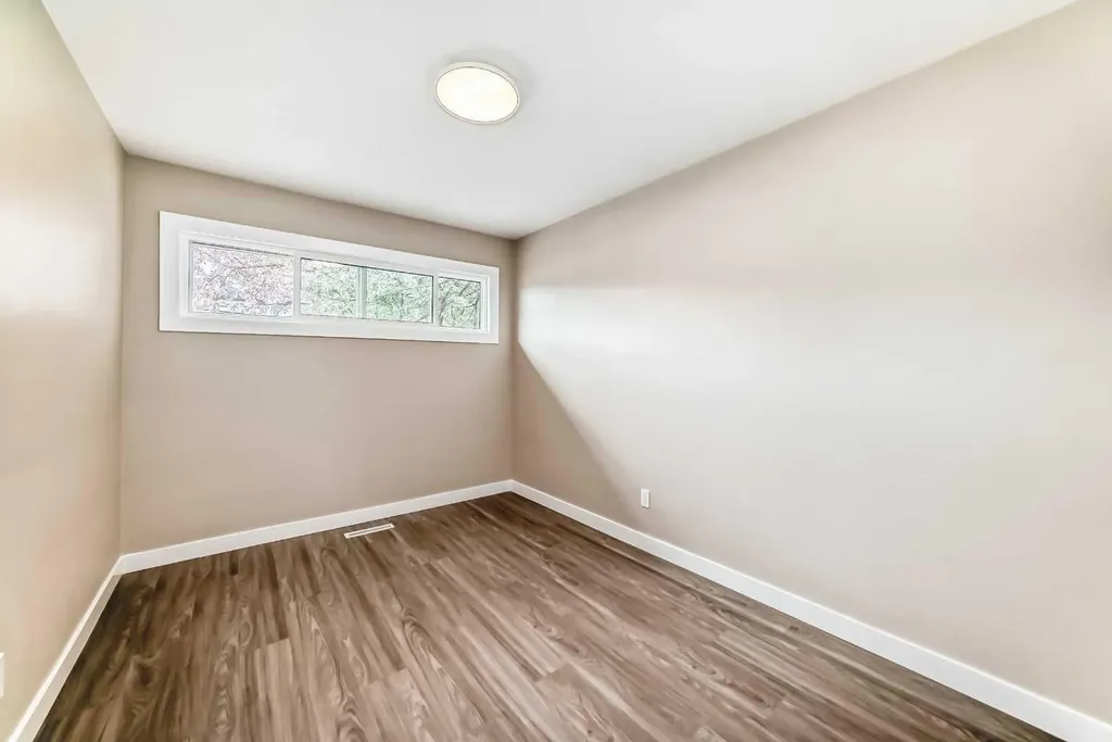 2311 Westmount Road NW Calgary AB T2N 3N7