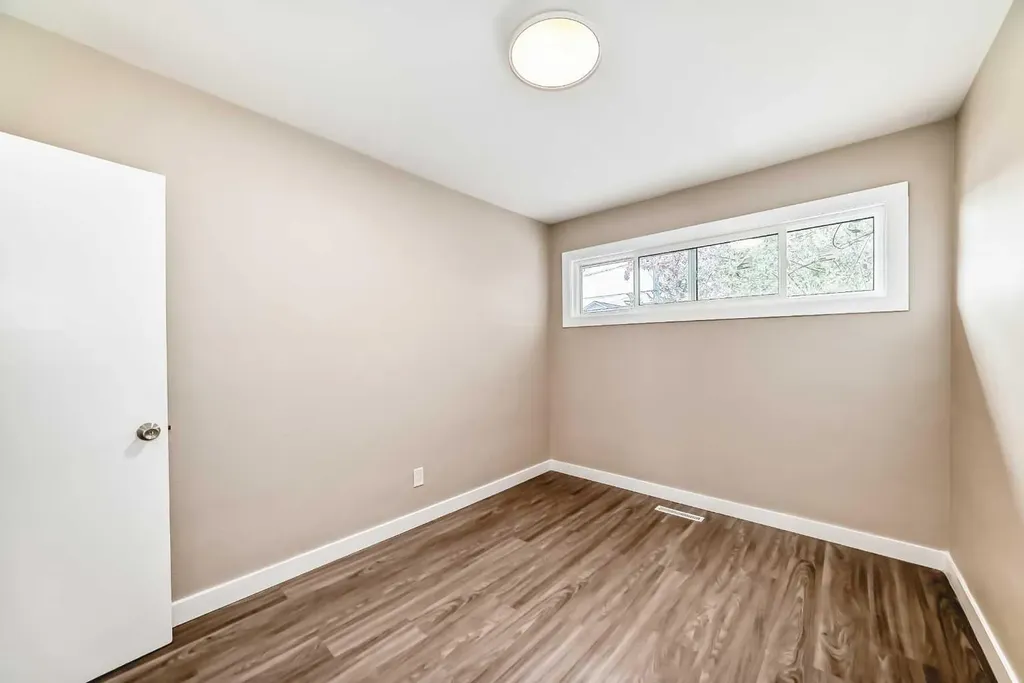 2311 Westmount Road NW Calgary AB T2N 3N7