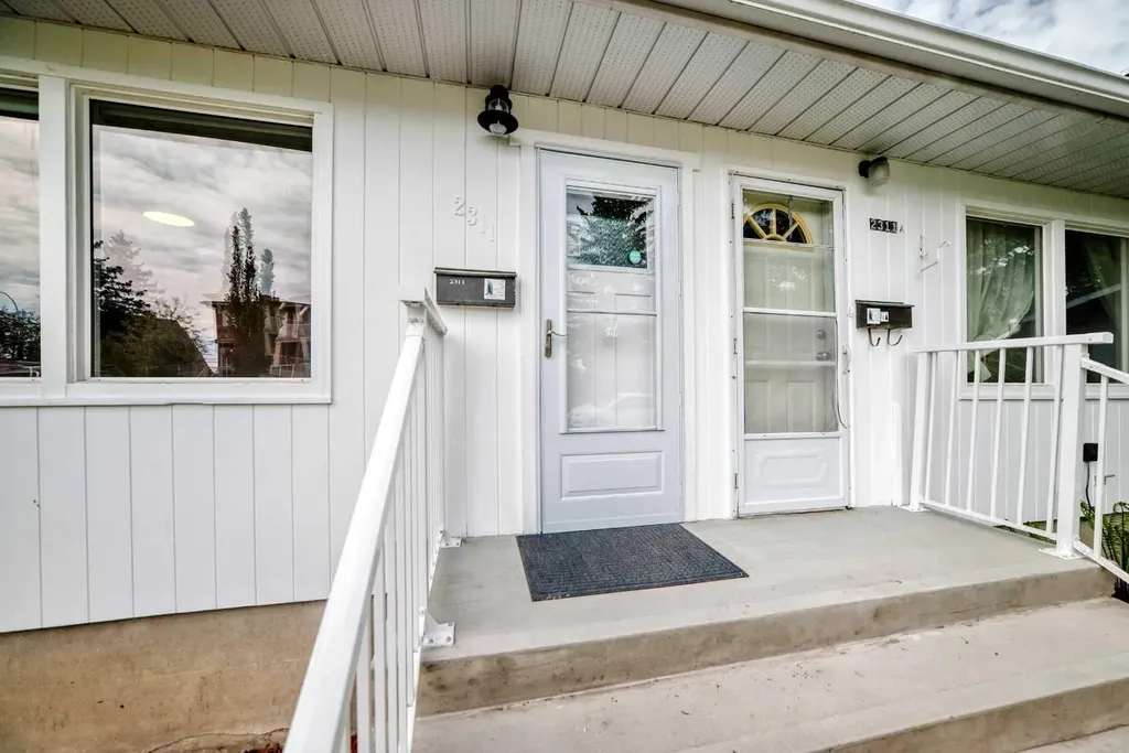 2311 Westmount Road NW Calgary AB T2N 3N7