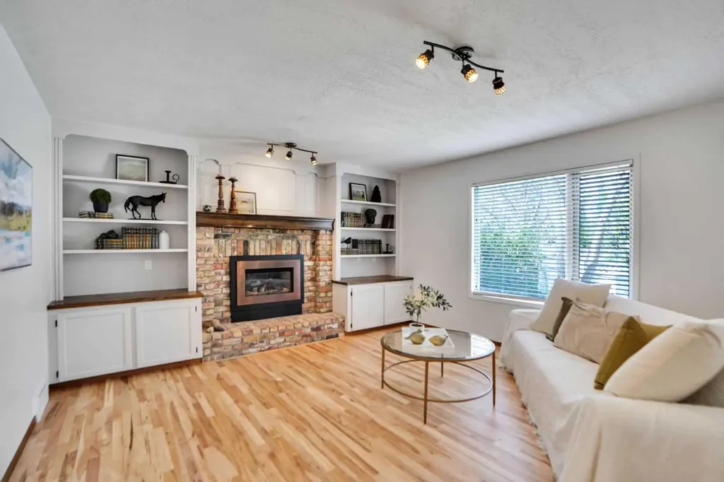 62 Macewan Park View NW Calgary AB T3K4E7