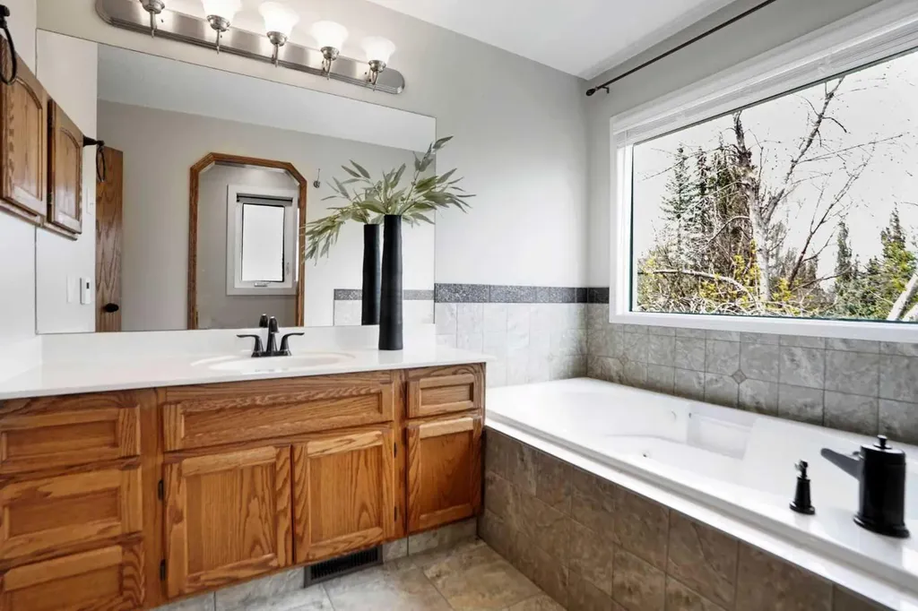 62 Macewan Park View NW Calgary AB T3K4E7
