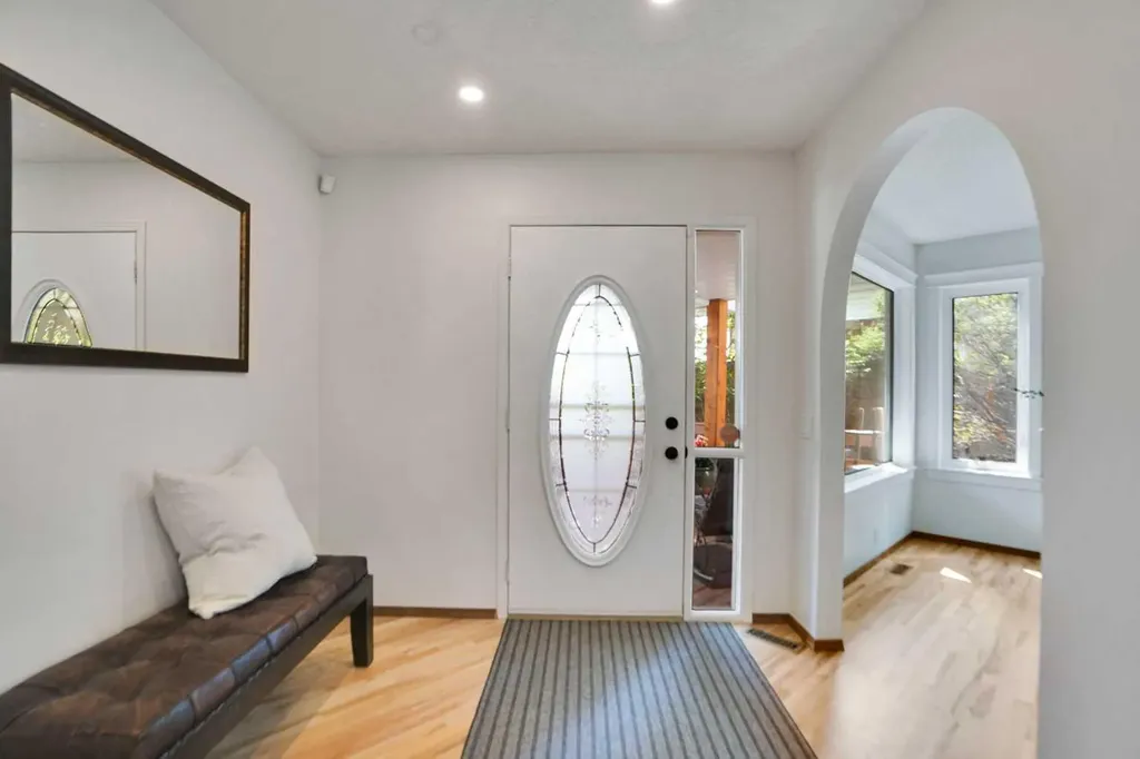 62 Macewan Park View NW Calgary AB T3K4E7
