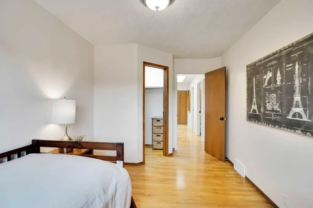 62 Macewan Park View NW Calgary AB T3K4E7
