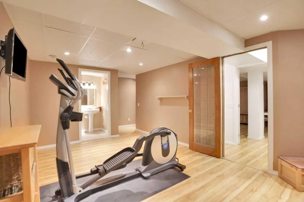 62 Macewan Park View NW Calgary AB T3K4E7
