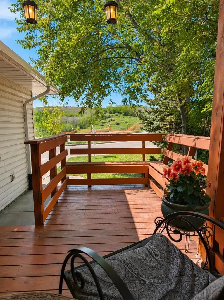 62 Macewan Park View NW Calgary AB T3K4E7