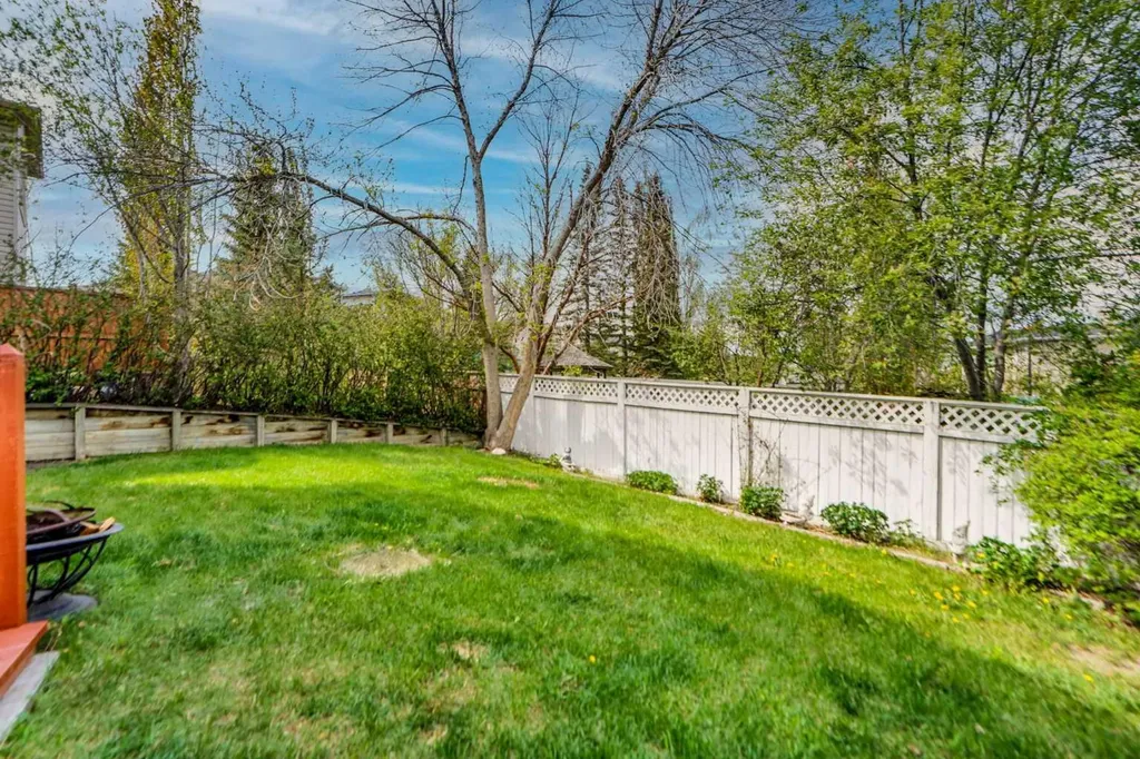 62 Macewan Park View NW Calgary AB T3K4E7