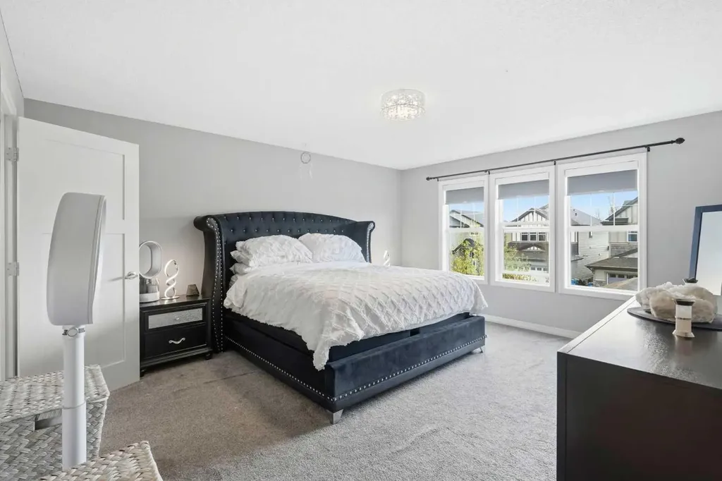 16 Sunset Terrace Cochrane AB T4C 0G1