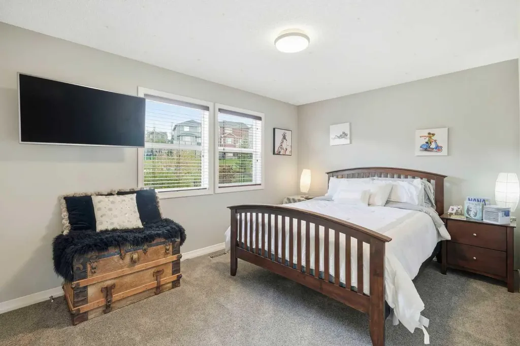 16 Sunset Terrace Cochrane AB T4C 0G1