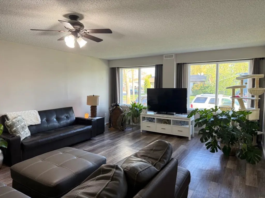 4804 37 Street Lloydminster SK S9V 0A6