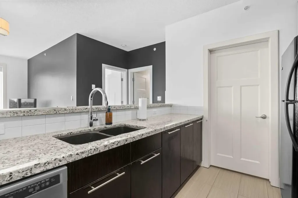 3410 20 Street SW Calgary AB T2T 3Z2