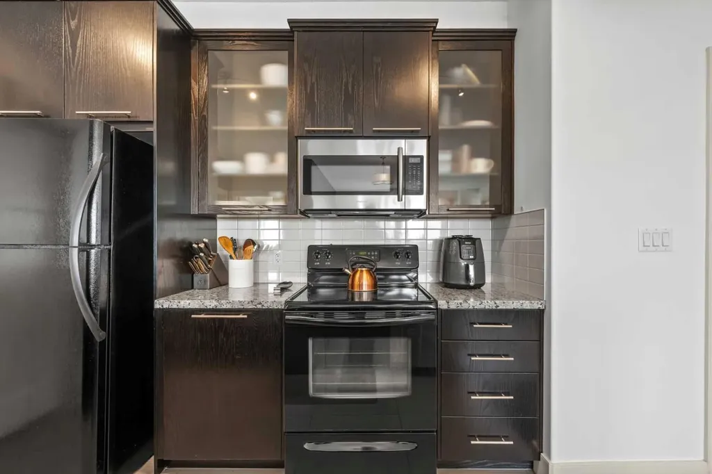 3410 20 Street SW Calgary AB T2T 3Z2