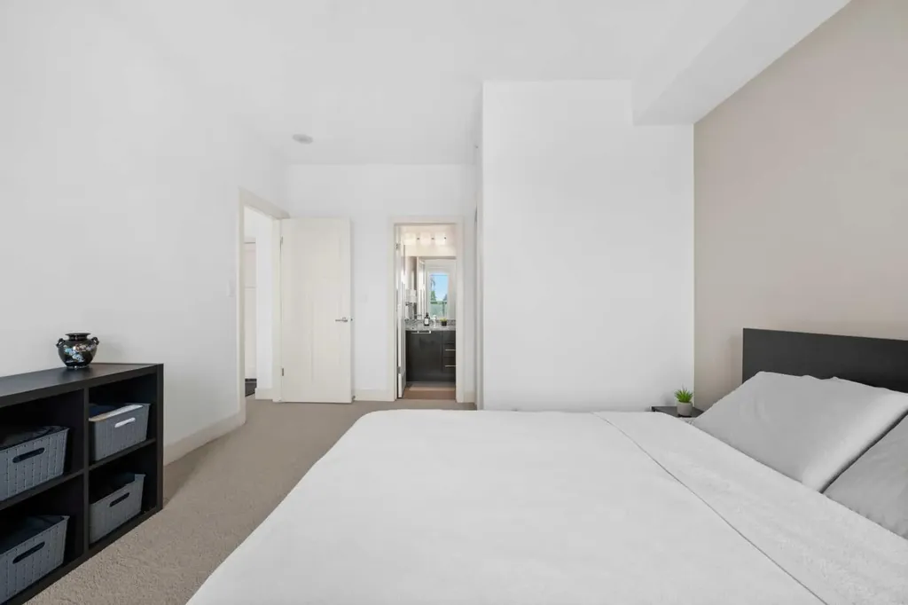 3410 20 Street SW Calgary AB T2T 3Z2