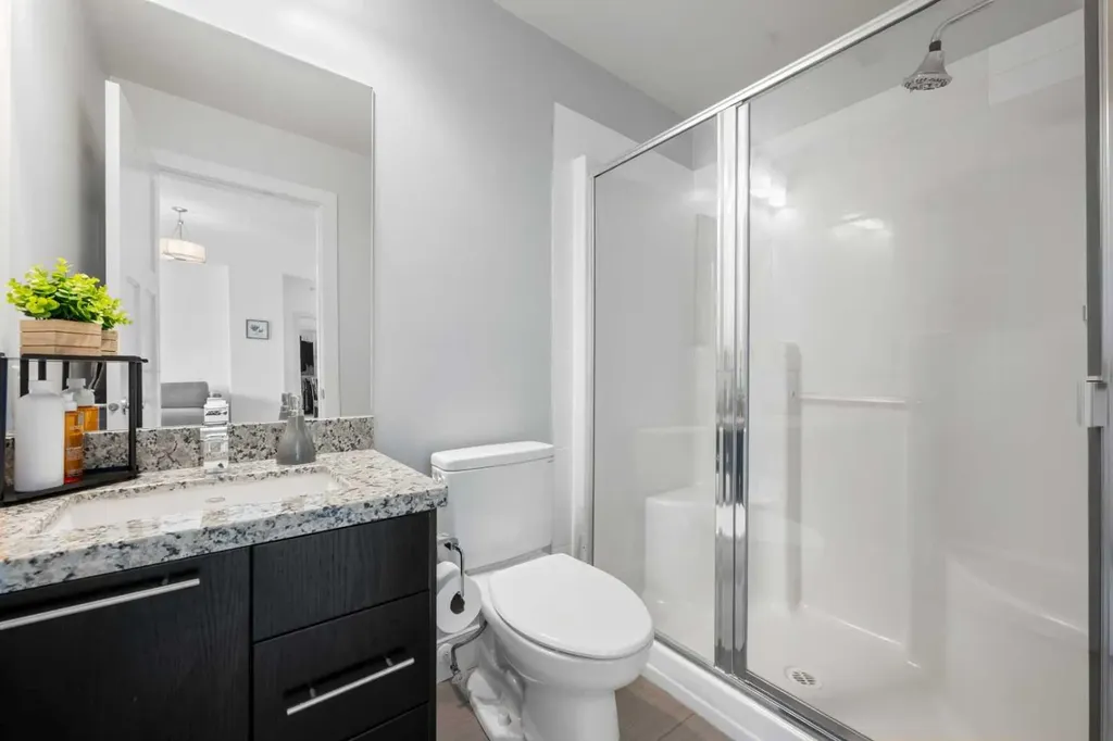 3410 20 Street SW Calgary AB T2T 3Z2