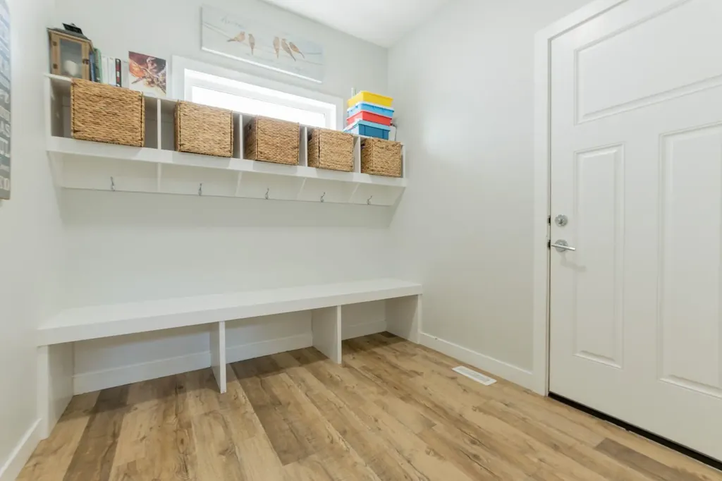 8841 85a Avenue Grande Prairie AB T8X 0R5