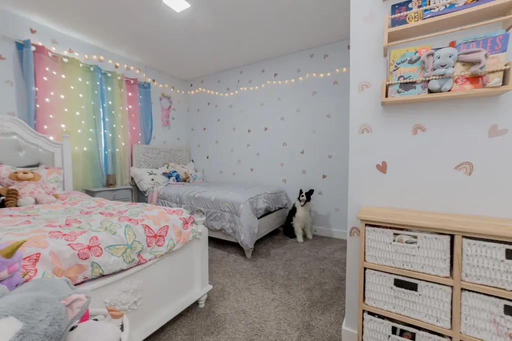 8841 85a Avenue Grande Prairie AB T8X 0R5