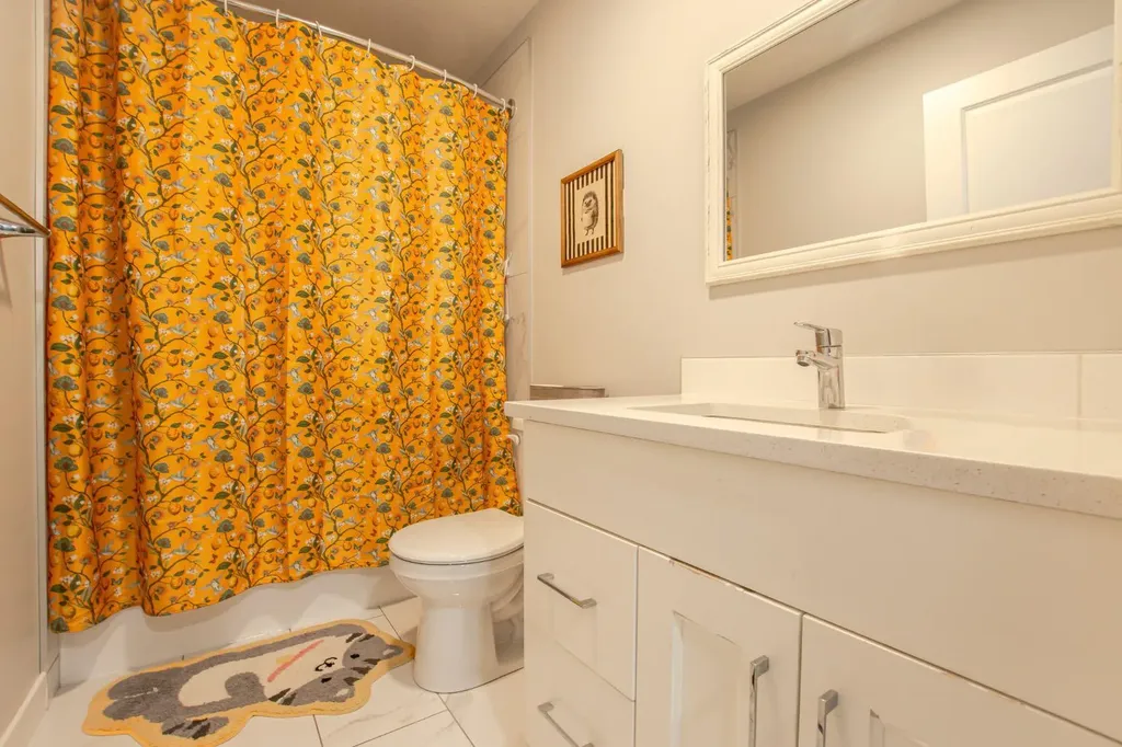 8841 85a Avenue Grande Prairie AB T8X 0R5