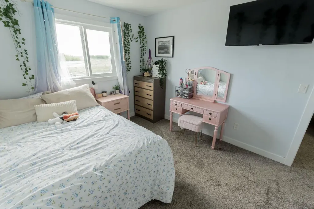 8841 85a Avenue Grande Prairie AB T8X 0R5