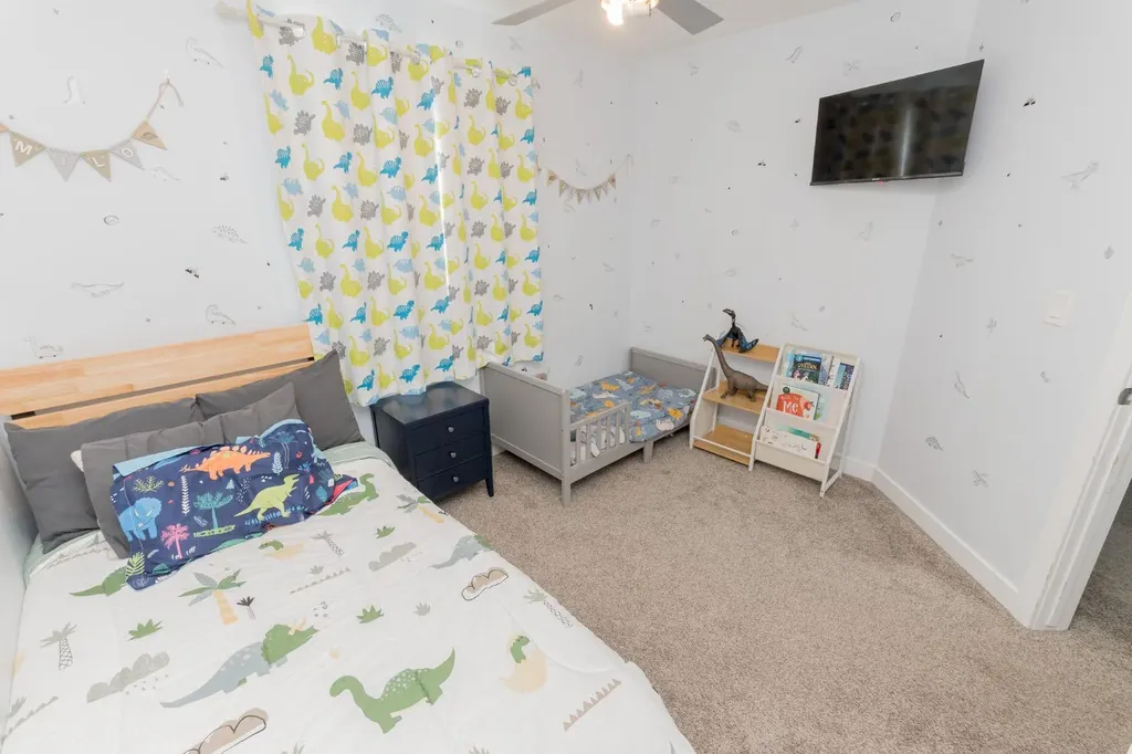 8841 85a Avenue Grande Prairie AB T8X 0R5