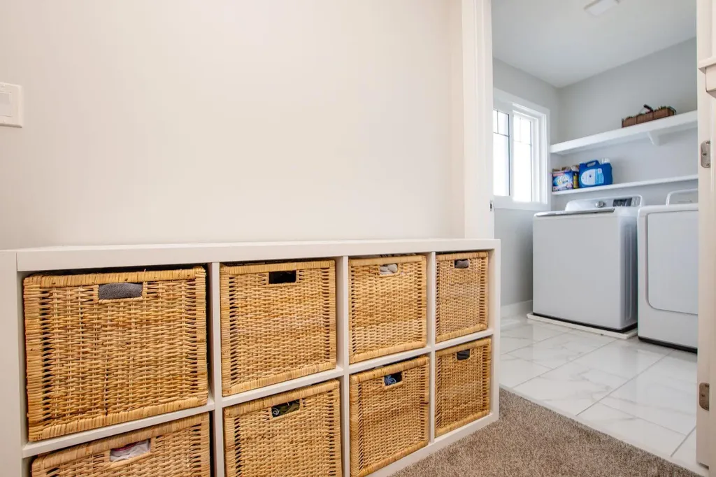 8841 85a Avenue Grande Prairie AB T8X 0R5