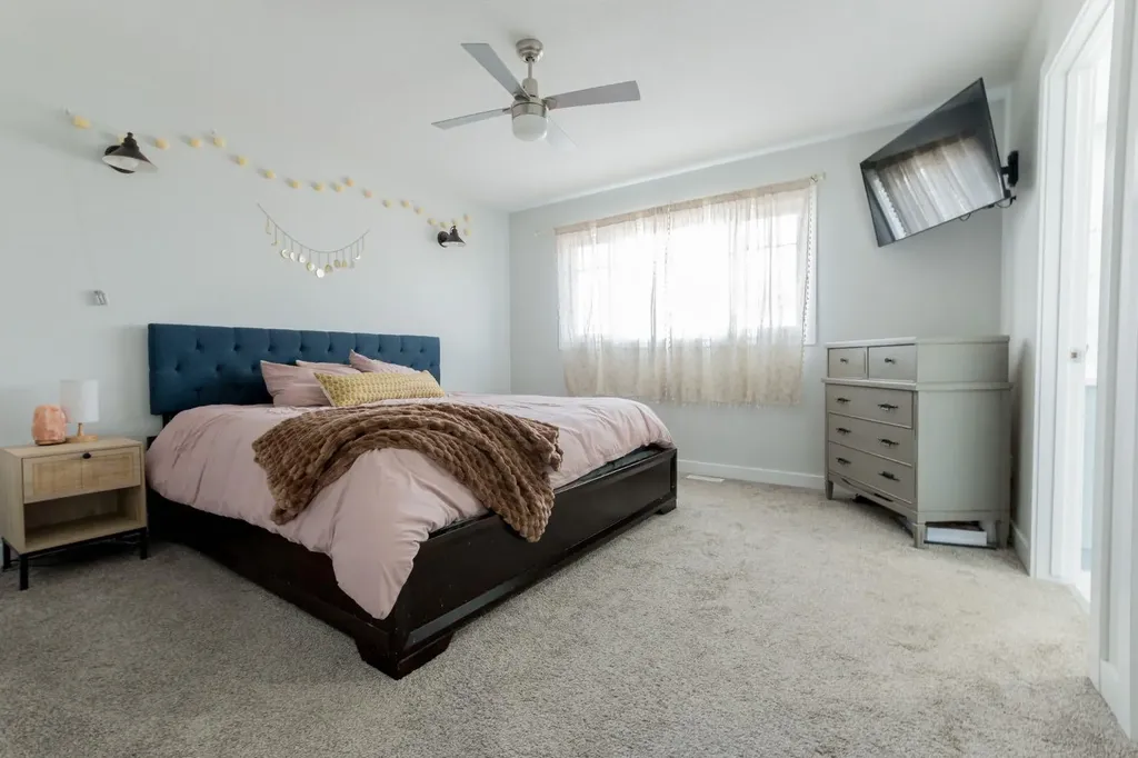 8841 85a Avenue Grande Prairie AB T8X 0R5