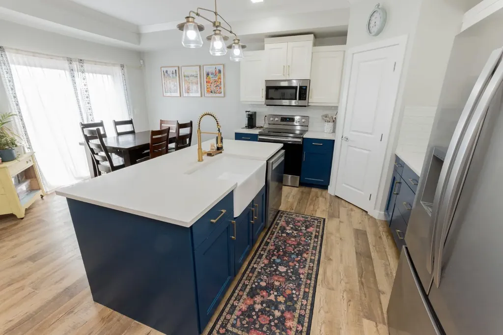 8841 85a Avenue Grande Prairie AB T8X 0R5